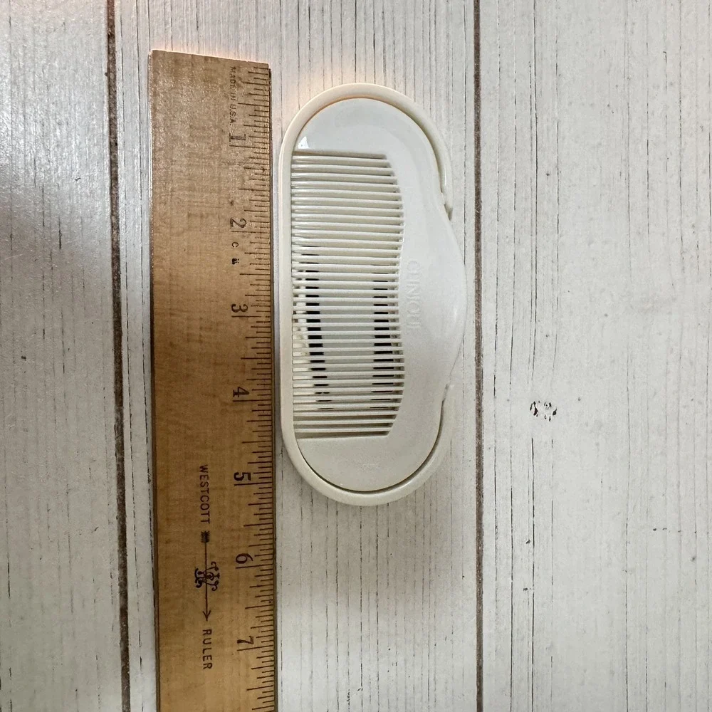 Clinique Comb Mirror Compact Set Vintage Travel Snap Together White Plastic